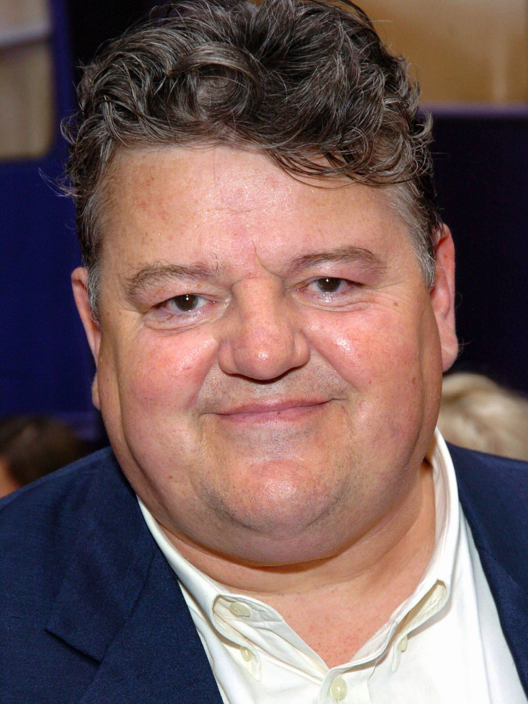 How tall is Robbie Coltrane?